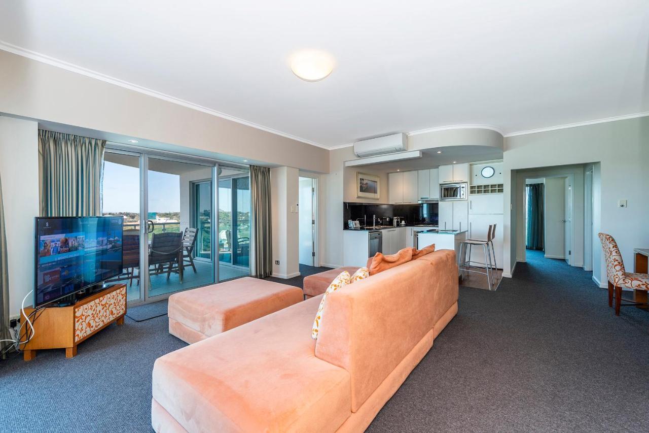 A 406 Fantastic Ocean Beach And Marina View Apt - Mandurah Exterior foto